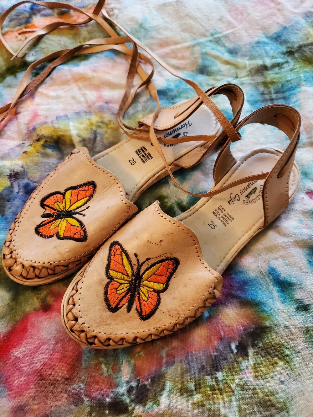 Handmade Mexican Laceup Leather Butterfly Embroidered Sandals